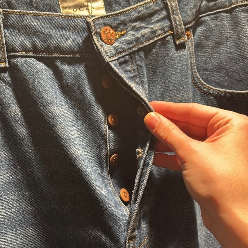 Doen High-Rise Diana Straight Leg Jeans - Picture 7 of 15